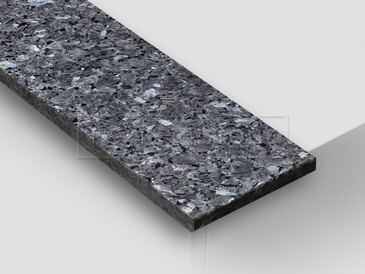 Žula LABRADORIT LESK, detail. Velmi oblíbený přírodní kámen s atraktivním vzhledem a výjimečnou nepravidelnou kresbou. Tato žula je vhodná pro výrobu interiérových i exteriérových parapetů. Žula LABRADORIT LESK, detail. Velmi oblíbený přírodní kámen s atraktivním vzhledem a výjimečnou nepravidelnou kresbou. Tato žula je vhodná pro výrobu interiérových i exteriérových parapetů.