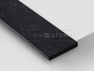 Žula NERO ASSOLUTO ZIMBABWE LESK, detail. Exotický a velmi žádaný přírodní kámen, který vyšperkuje každý interiér. Je vhodný pro výrobu vnitřních i venkovních parapetů. Žula NERO ASSOLUTO ZIMBABWE LESK, detail. Exotický a velmi žádaný přírodní kámen, který vyšperkuje každý interiér. Je vhodný pro výrobu vnitřních i venkovních parapetů.