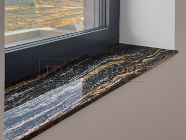 Leštěný povrch žulového parapetu ze žuly Magma Black zaujme na první pohled Leštěný povrch žulového parapetu ze žuly Magma Black zaujme na první pohled