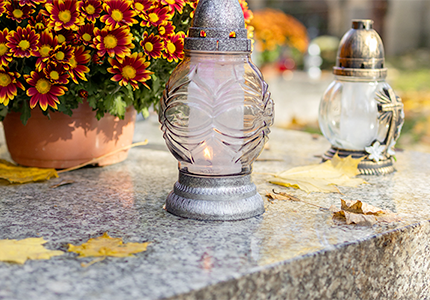 Renovace pomníků, hrobů